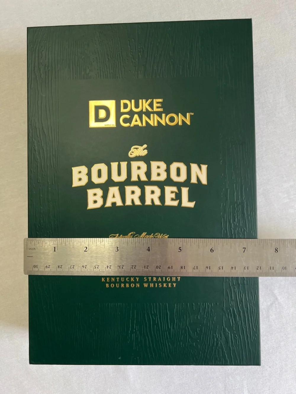 NEW Duke Cannon The Bourbon Barrel 3 Piece Gift Set Buffalo Trace Soap Cologne